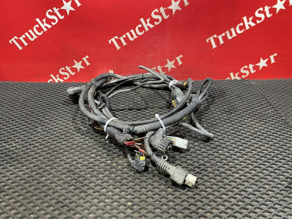 Проводка фары левой