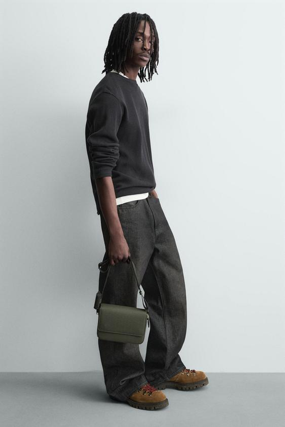 ZARA ПРОРЕЗИНЕННАЯ СУМКА С ТЕКСТУРОЙ, ЗЕЛЕНЫЙ ХАКИ