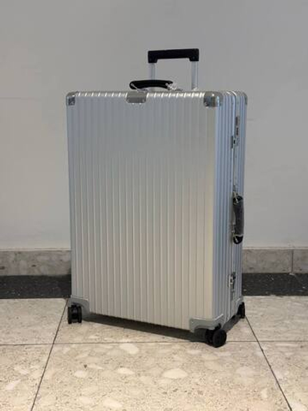 Чемодан Rimowa