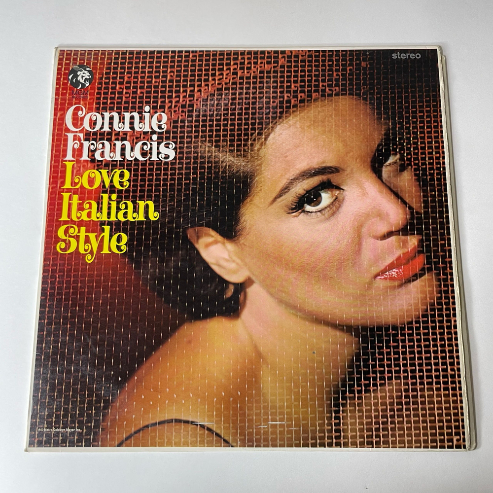 Винтажная виниловая пластинка LP Connie Francis Love Italian Style (Англия 1967)