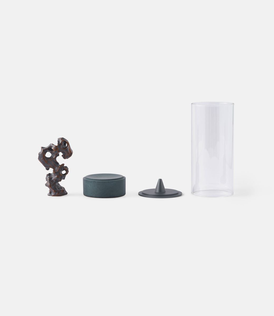 Kin Object Chrysalis — держатель аромапалочек