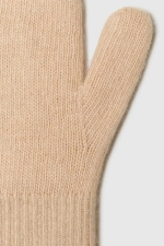 Варежки из ангоры