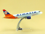 Модель самолета Airbus A319 (М1:100, Armavia)