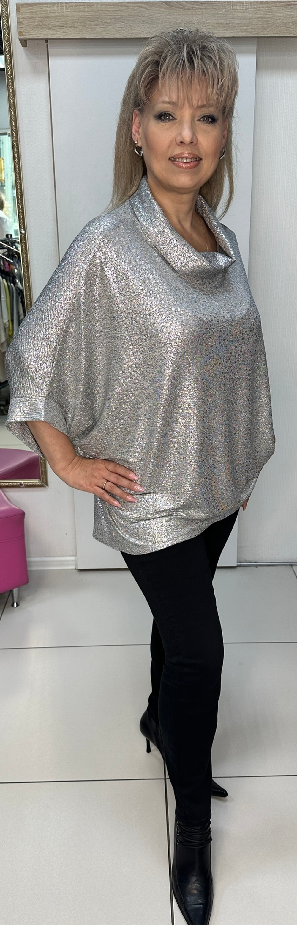 Нарядная туника с блестяще-серебряным эффектом