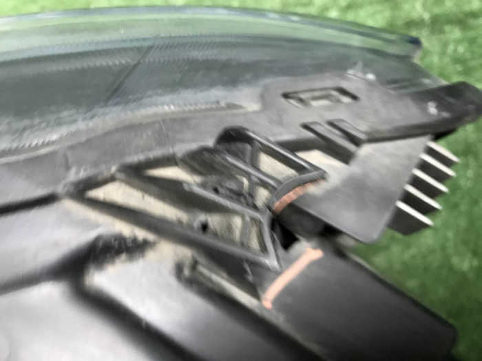 Фара правая Geely Atlas 1 (2016-2022) LED