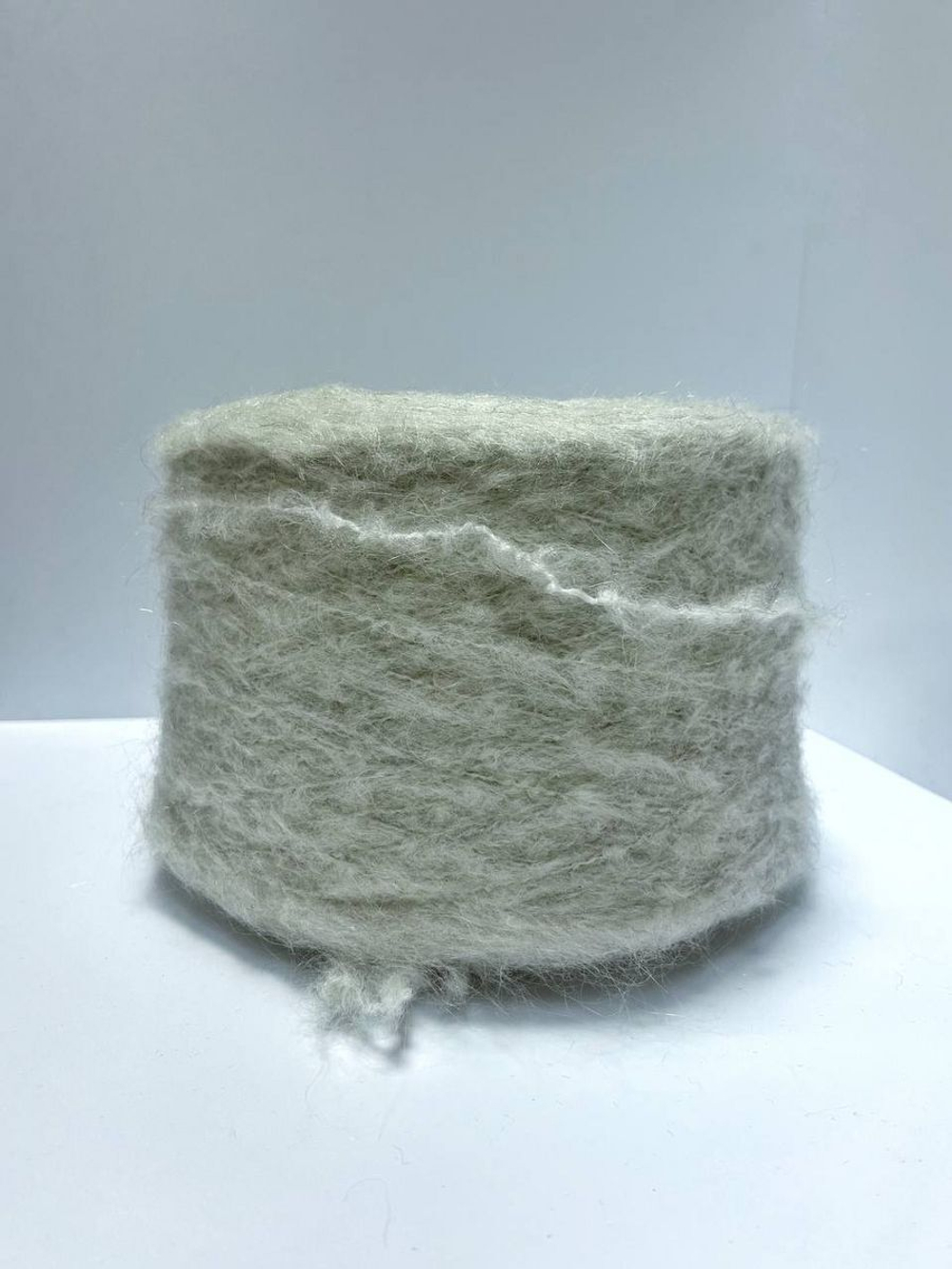 Пряжа для вязания ESAGERATO теплая пушистая