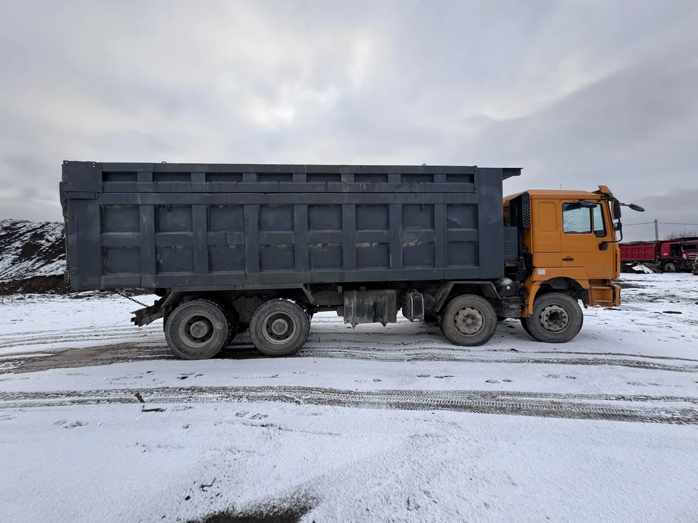 Shacman (Shaanxi) SX* 8x4 Самосвал SX3318DT366 (Дизельный, 11,6 л, 375 л.с., МТ)