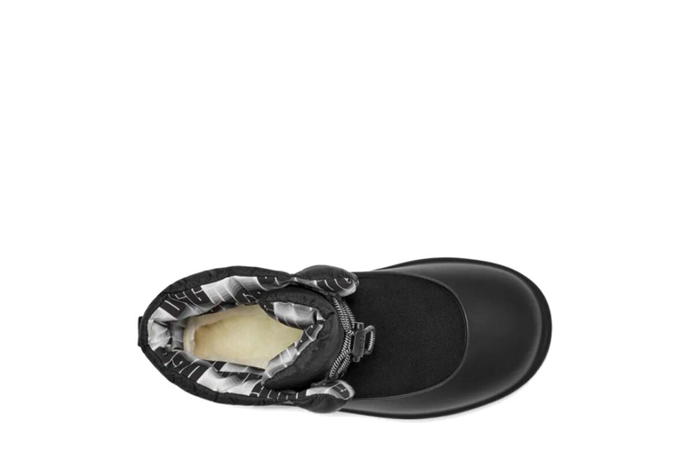 UGG Classic Maxi Toggle Black