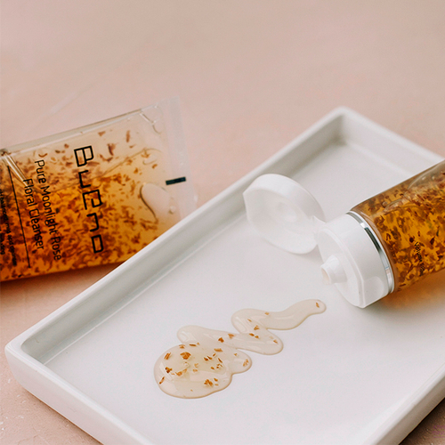 Bueno Pure Moonlight Rose Floral Cleanser гель для умывания с лепестками роз (мини)