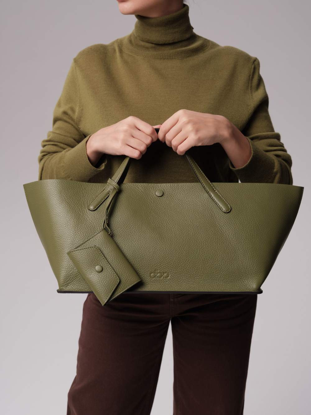 Женская кожаная сумка DBR 31136 зеленая водоросль