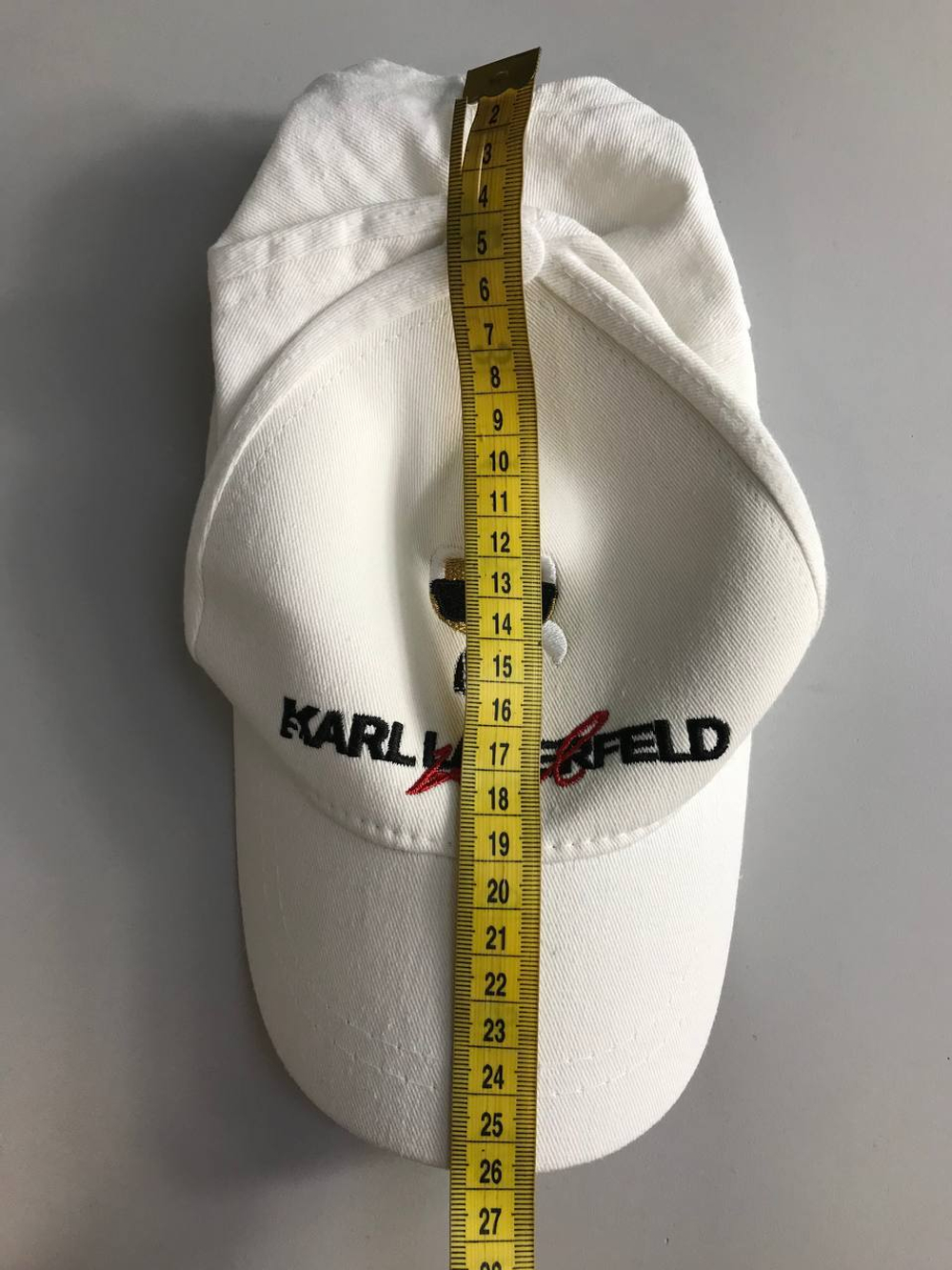 Кепка Karl Lagerfeld практичная