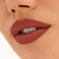 MAC Cosmetics Locked Kiss 24h Lipstick - Стойкая помада с матовым эффектом, 1,8 g