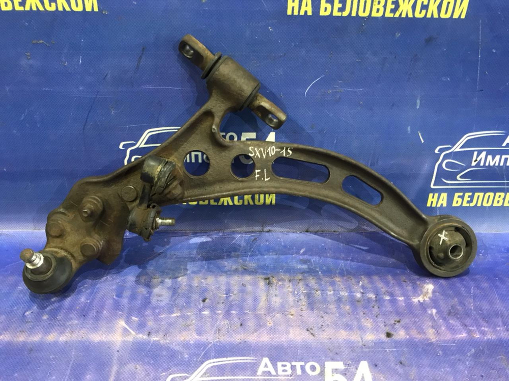 Рычаг передний левый TOYOTA CAMRY 1995