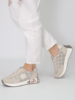 Кроссовки женские демисезонные