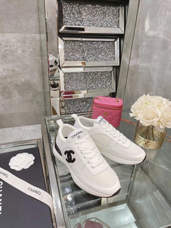 Кроссовки Chanel