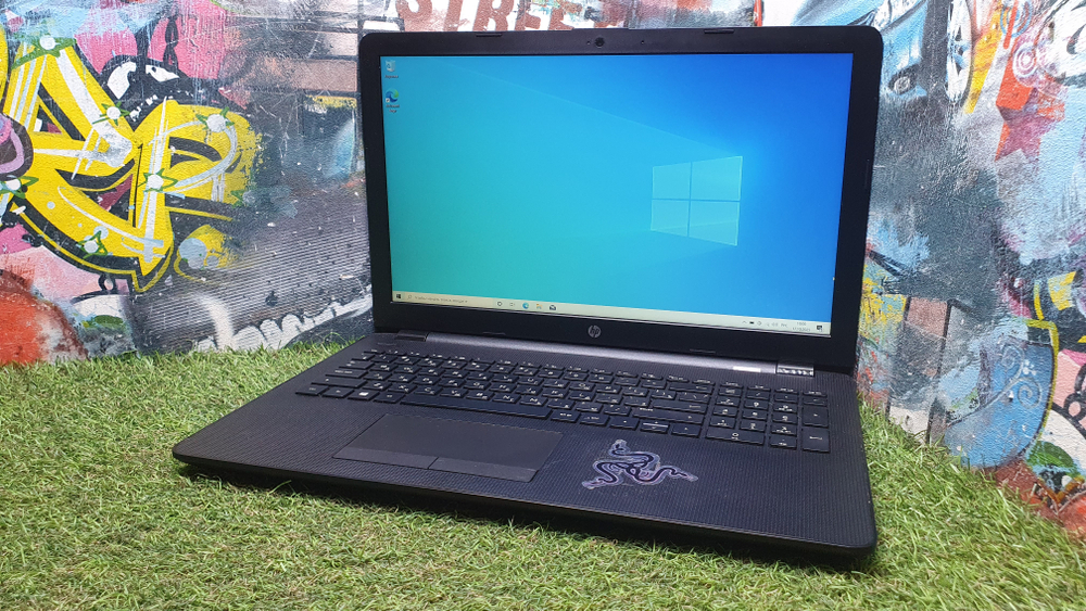 Ноутбук HP AMD A6/4Gb/FHD
