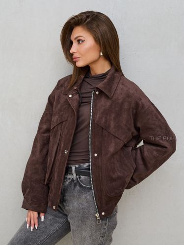 Объемная куртка шоколадного цвета из замши