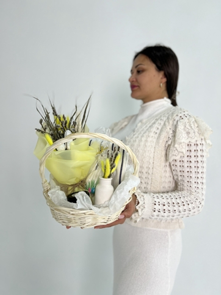 Пасхальная корзина "Нежные оттенки Пасхи"