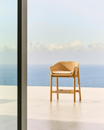 Полубарный стул Galea из тикового дерева и синтетического ротанга, 65 см