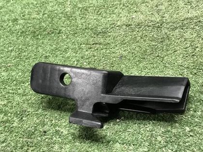 Кронштейн фары правый Kia Rio 4 FB (2017-2020)