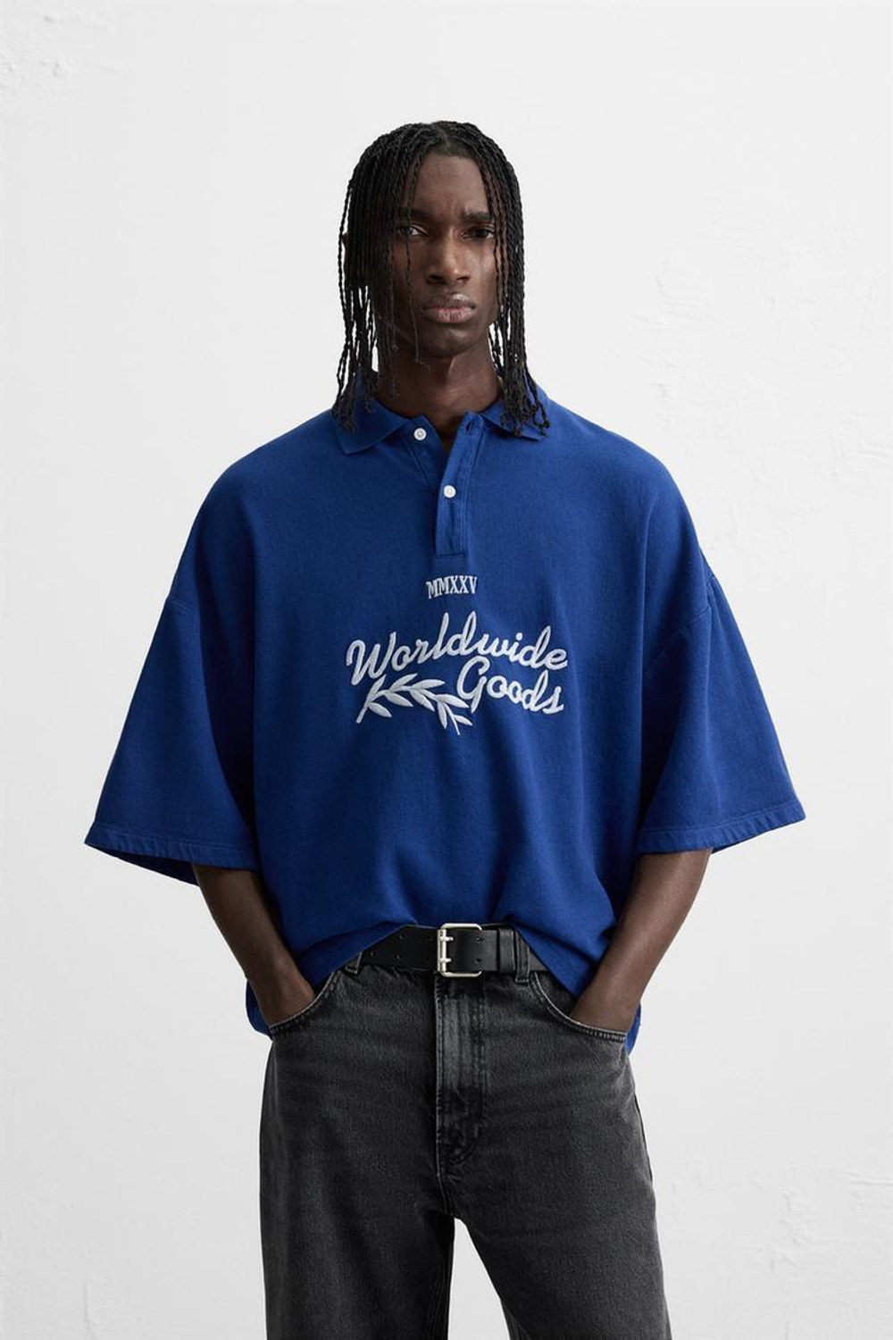 ZARA ПОЛО С ВЫШИТЫМ ТЕКСТОМ, СИНИЙ