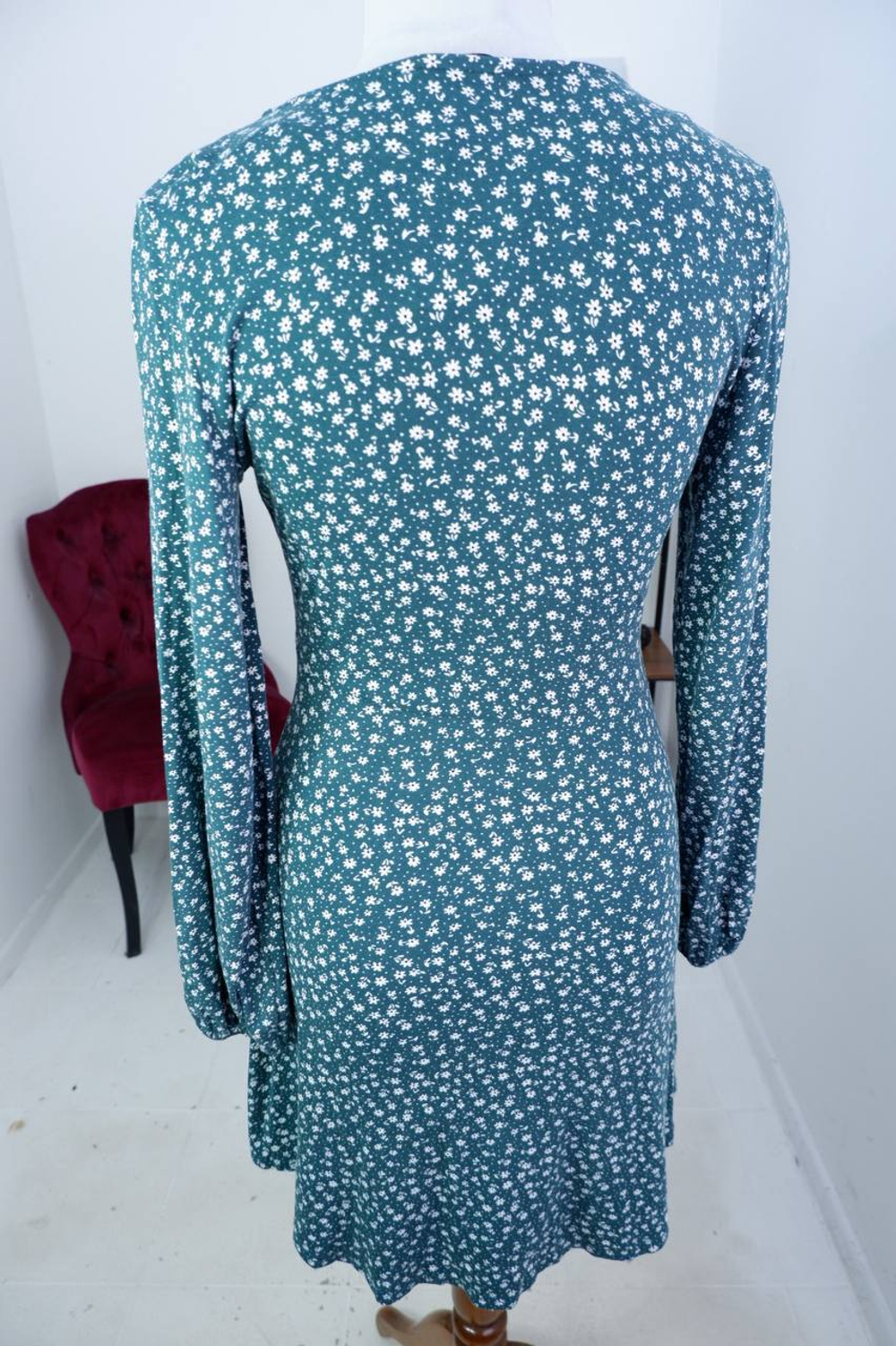 Платье Stradivarius непринужденное, маркировка М, визуально 46 размер