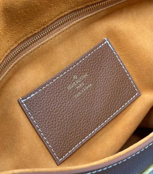 Сумка женская Louis Vuitton Soft Twist коричневый