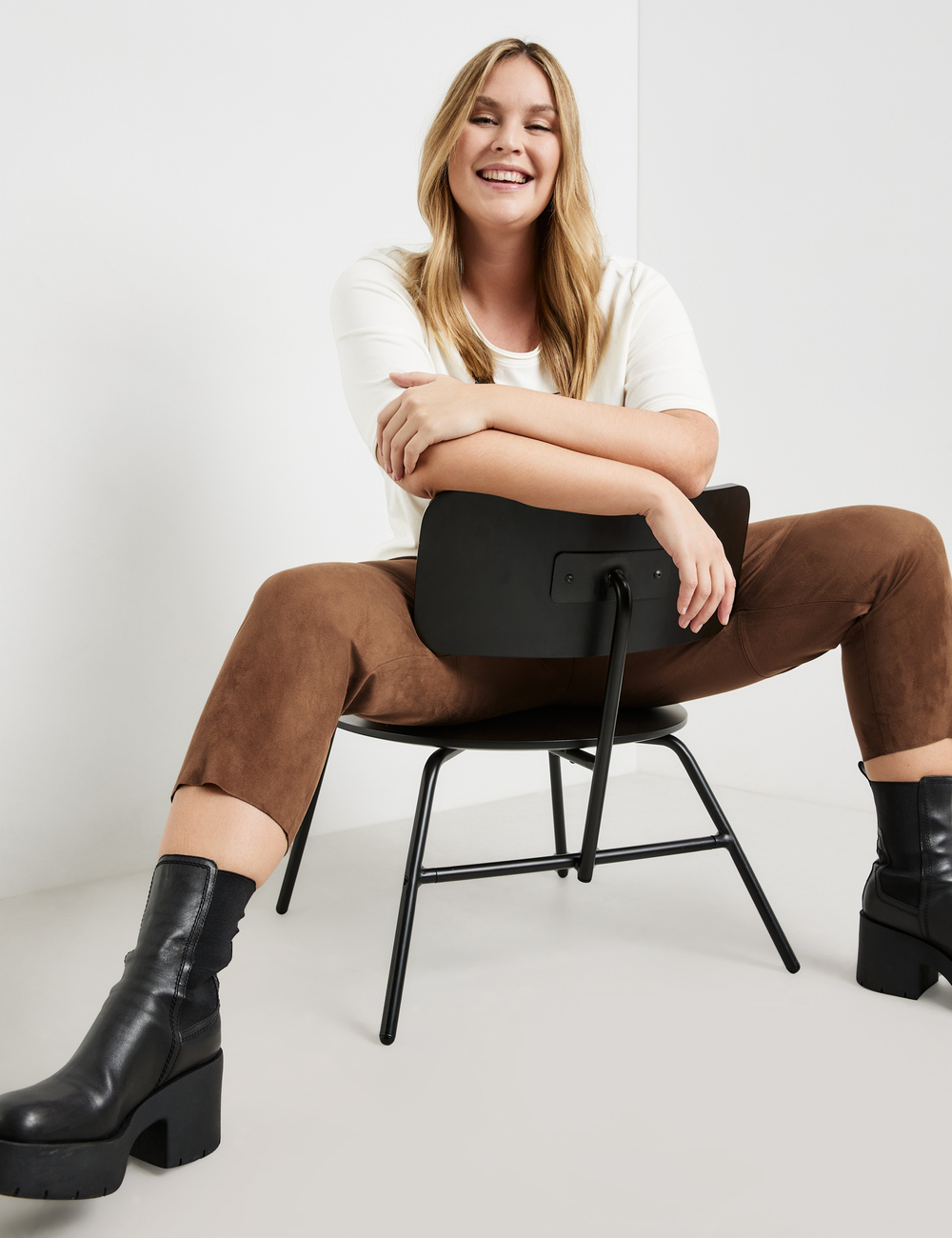 Футболка женская SAMOON