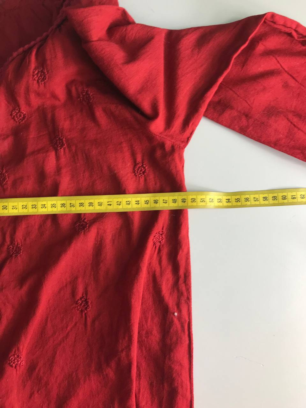 Блузка Sfera для яркого акцента, маркировка М, визуально на 46 размер