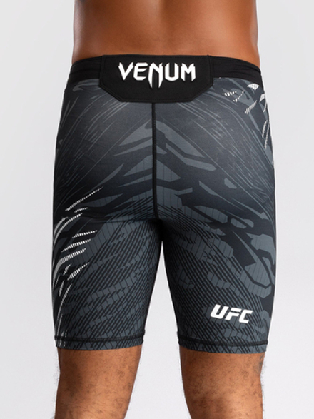 Компрессионные шорты UFC Fusion by Venum Authentic Fight Night Black