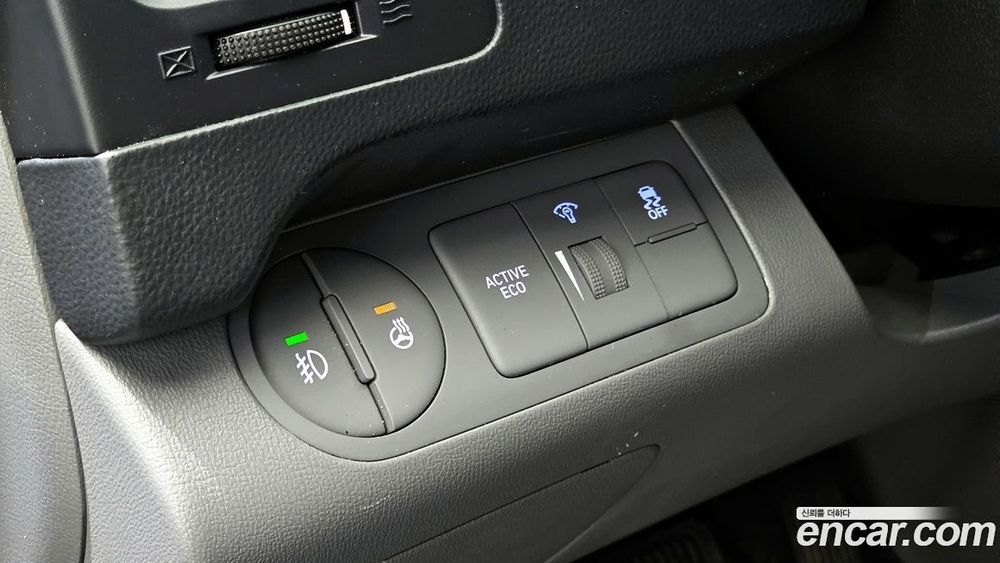 Hyundai The New Grand Starex Van 3-х местный (10.2020)