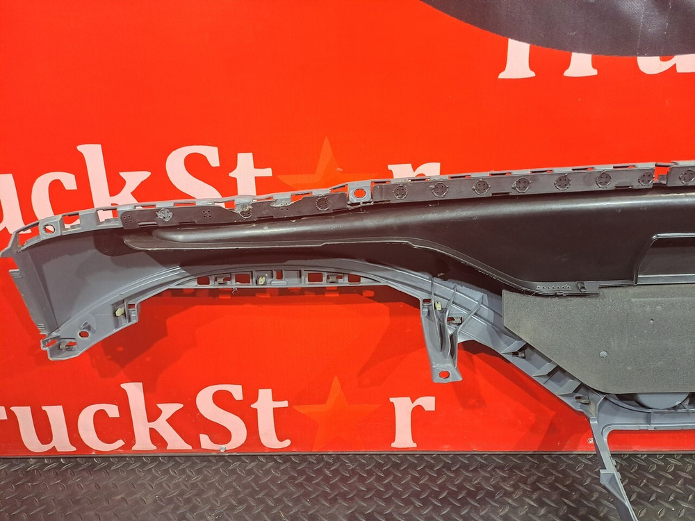 Панель салона передняя