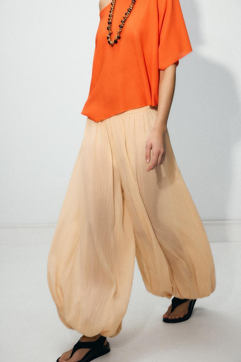 ZARA ОДНОТОННЫЙ ТРИКОТАЖНЫЙ ТОП, ОРАНЖЕВЫЙ