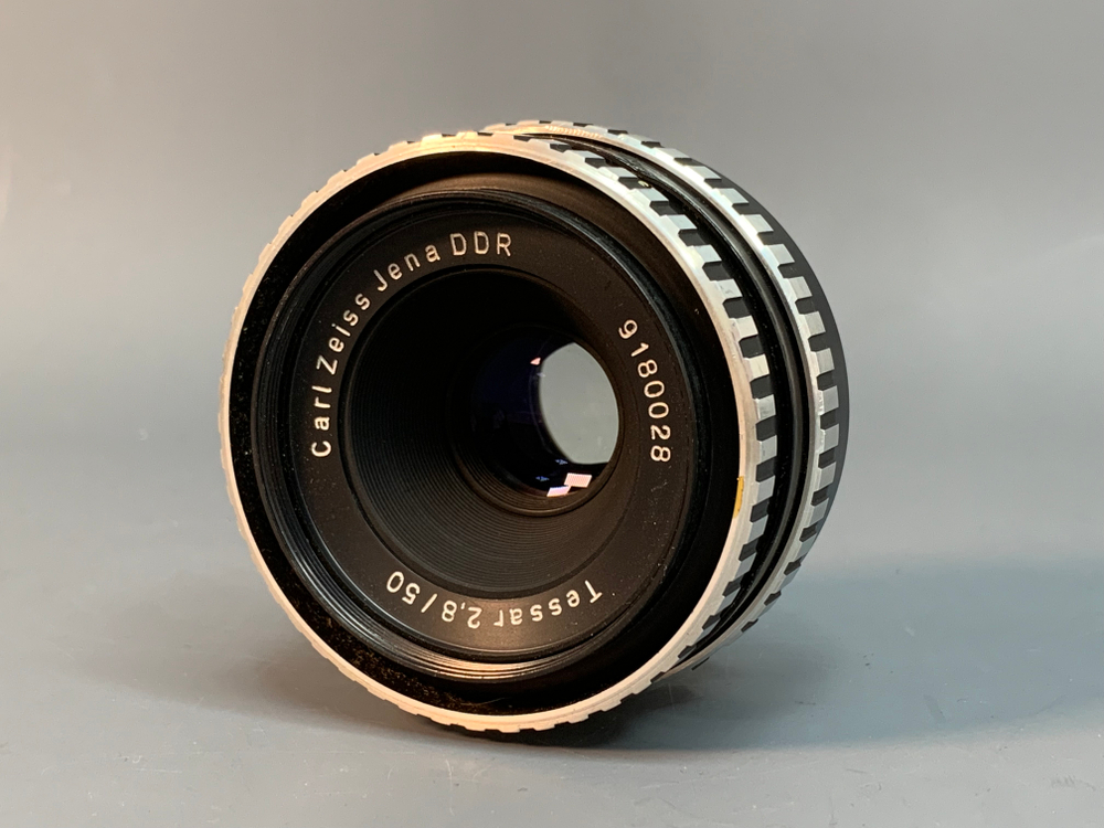 Tessar 2.8/50 небольшой дефект с диафрагмой