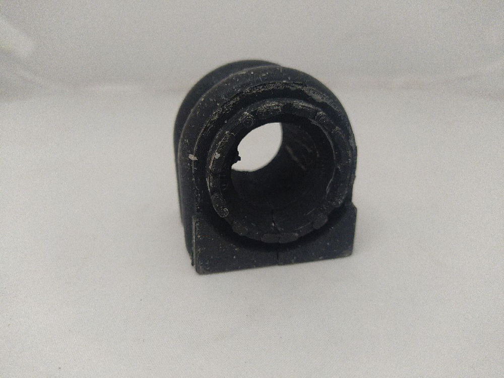 Втулка стабилизатора переднего