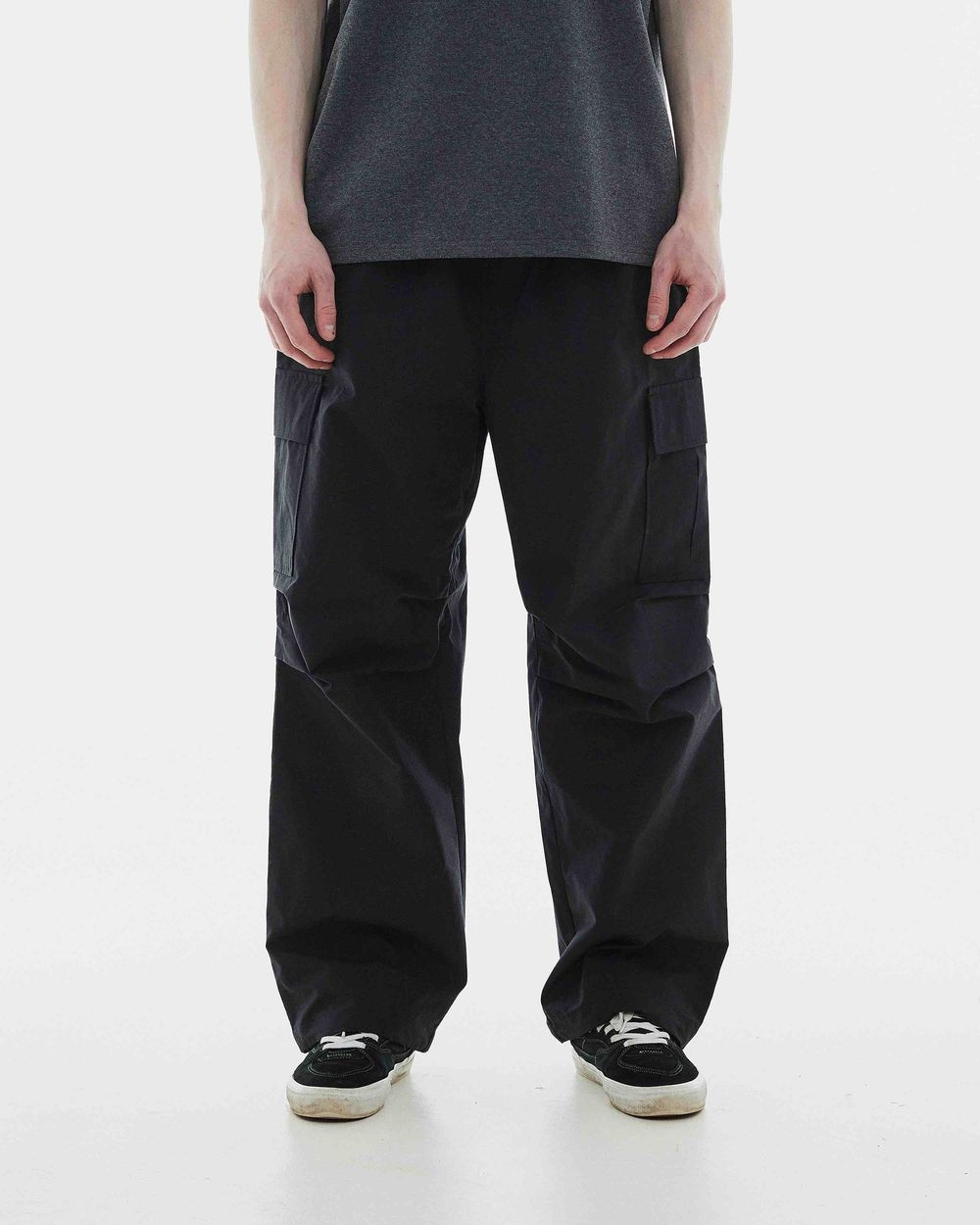 Купить Брюки Anteater Parachute Cargo черные Брюки Anteater Parachute Cargo черные