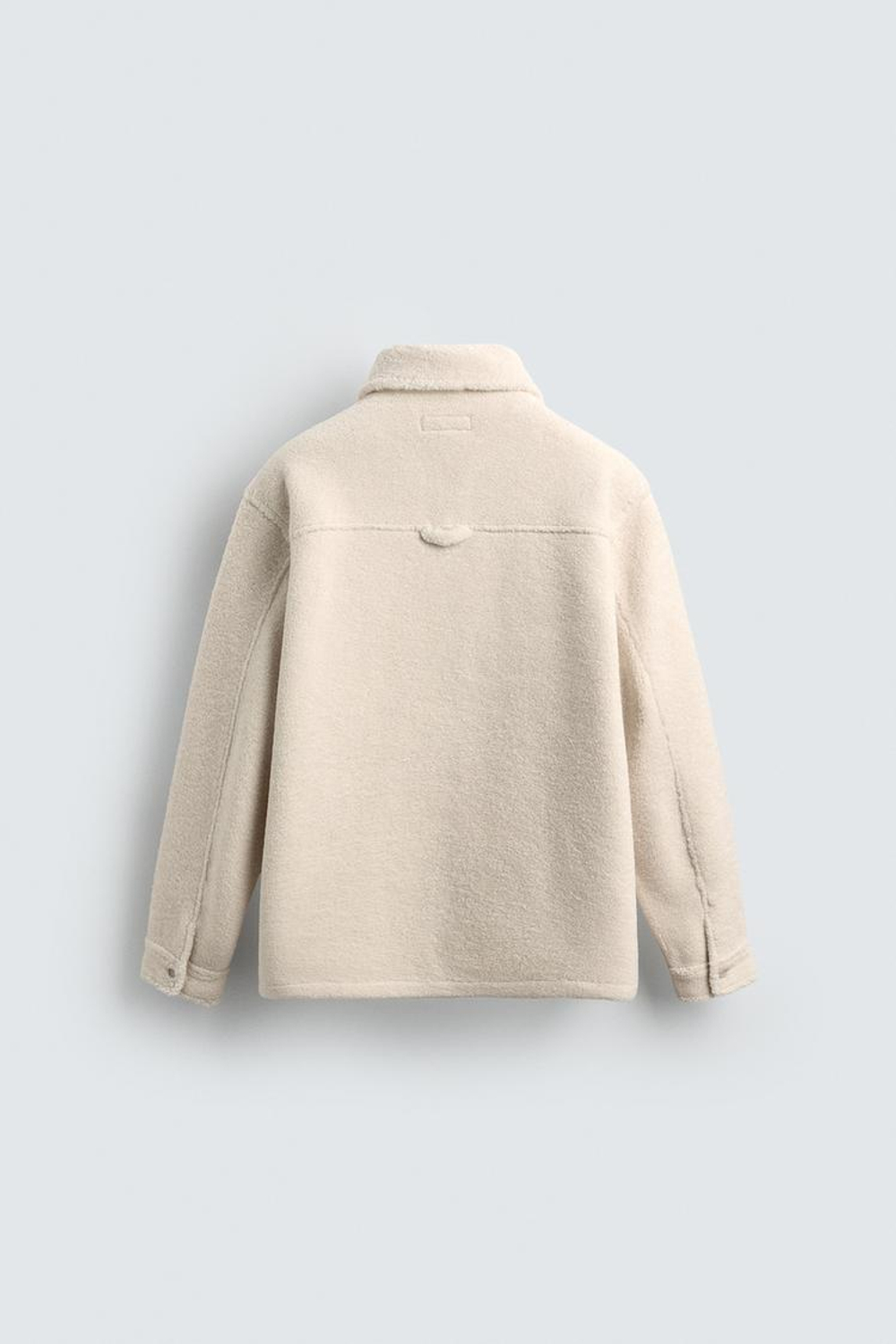 ZARA КУРТКА-РУБАШКА ИЗ ИСКУССТВЕННОЙ ОВЧИНЫ С КАРМАНАМИ, ЭКРЮ