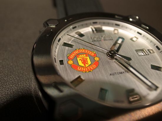 Наручные часы Bulova Automatic 63B195 Manchester United