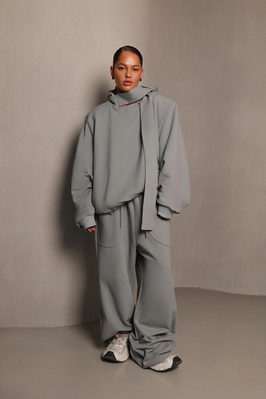 Брюки с акцентными карманами