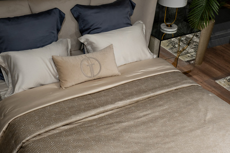 Покрывало 260х260 Garda Decor Gloss бежевое