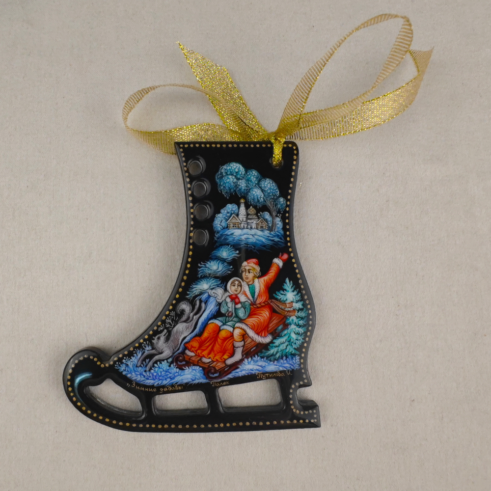 Сувенир Конек "Зимние забавы" с росписью Палех в коробке