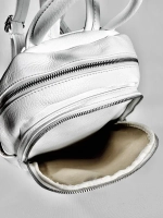 Женский городской рюкзак из натуральной кожи белого цвета