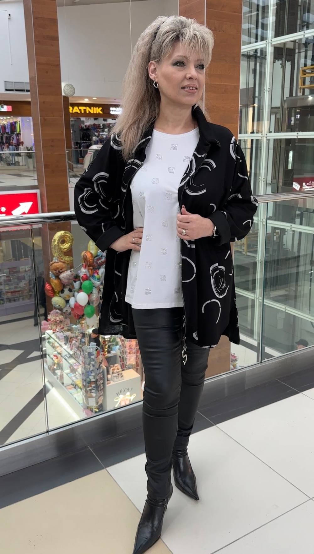 Туника - рубашка с оригинальным фасоном на молнии