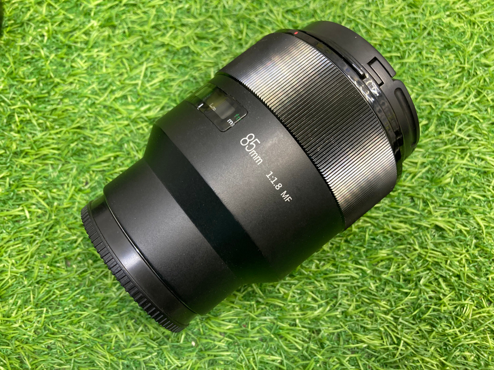 Meike 85mm 1.8 Lens