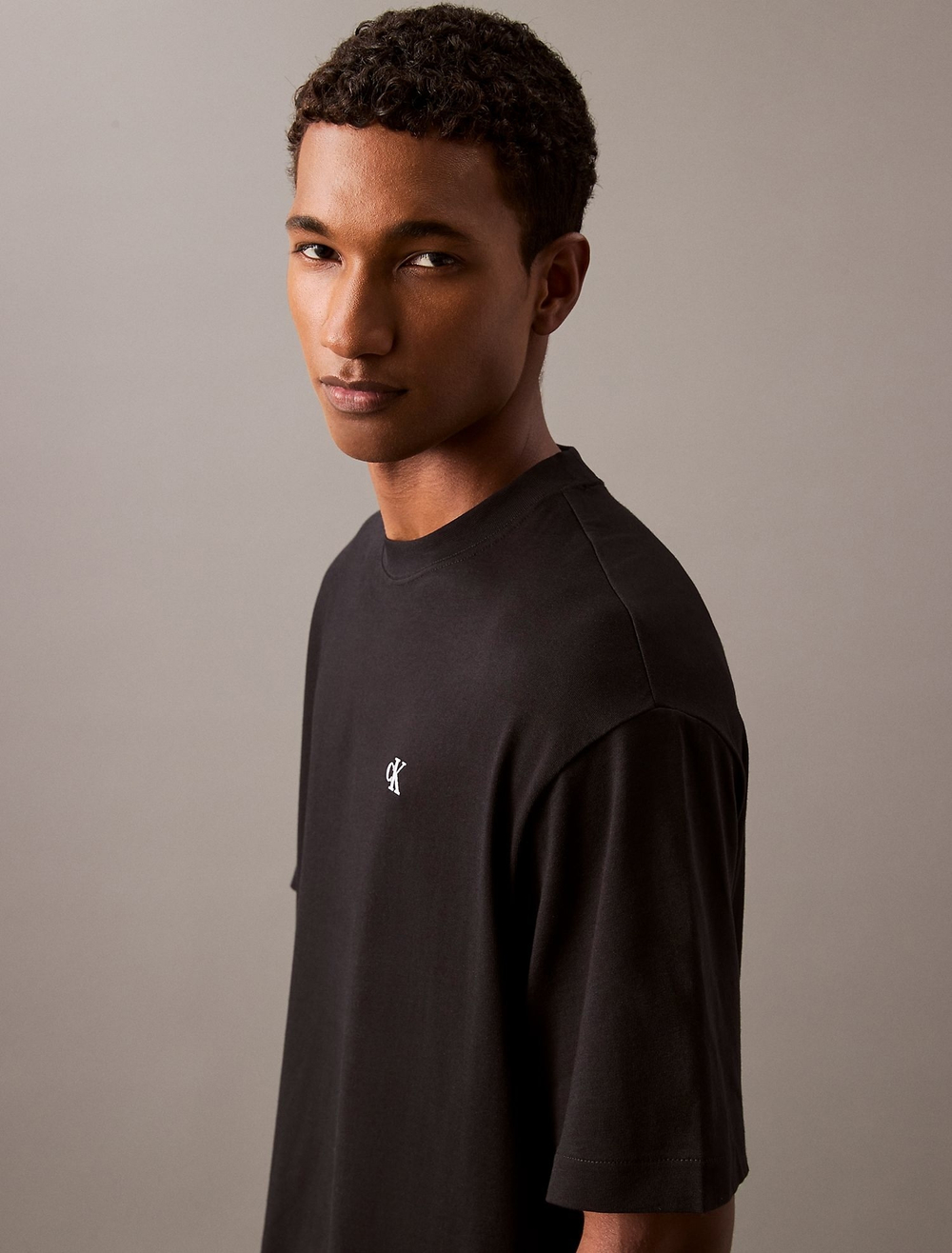 Футболка Calvin Klein Archive Logo Relaxed Black Beauty