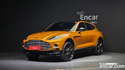 Aston Martin DBX 4.0 V8 707 (03.2023)