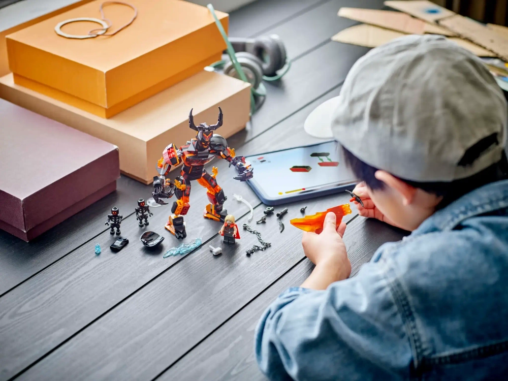 Конструктор LEGO Marvel 76289 Тор против Суртура