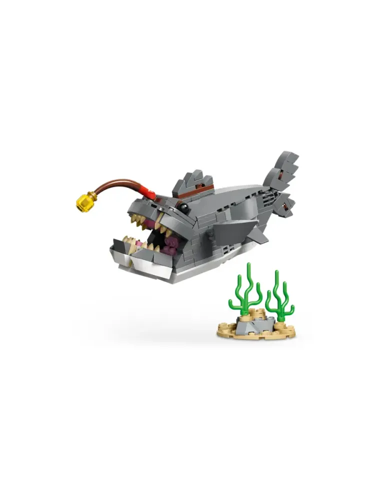 Конструктор Creator 31381 Акула и сундук сокровищ 3в1