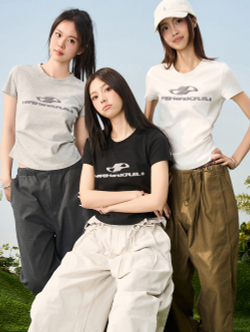 Женская футболка HARSHandCRUEL WMNS "Foam Logo" Crop Tee