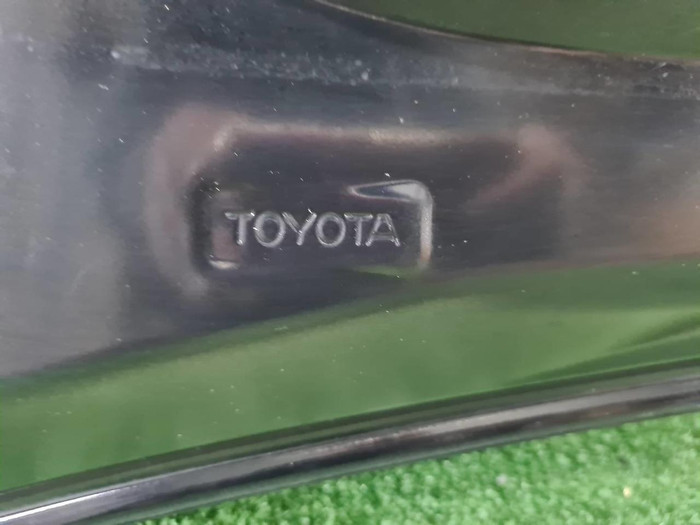 Капот Toyota Fortuner 2 (2015-н.в.)